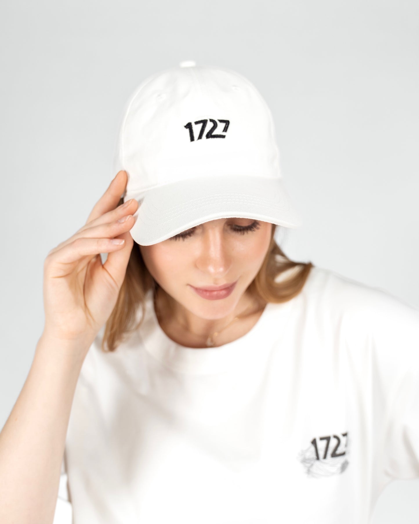 Tote bag with White 1727 Accessories